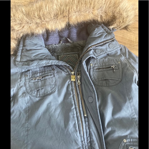 Aritzia // TNA Parka - Picture 4 of 11